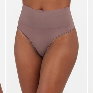 NWT SPANX Everyday Shaping Panty Thong | size L Smokey